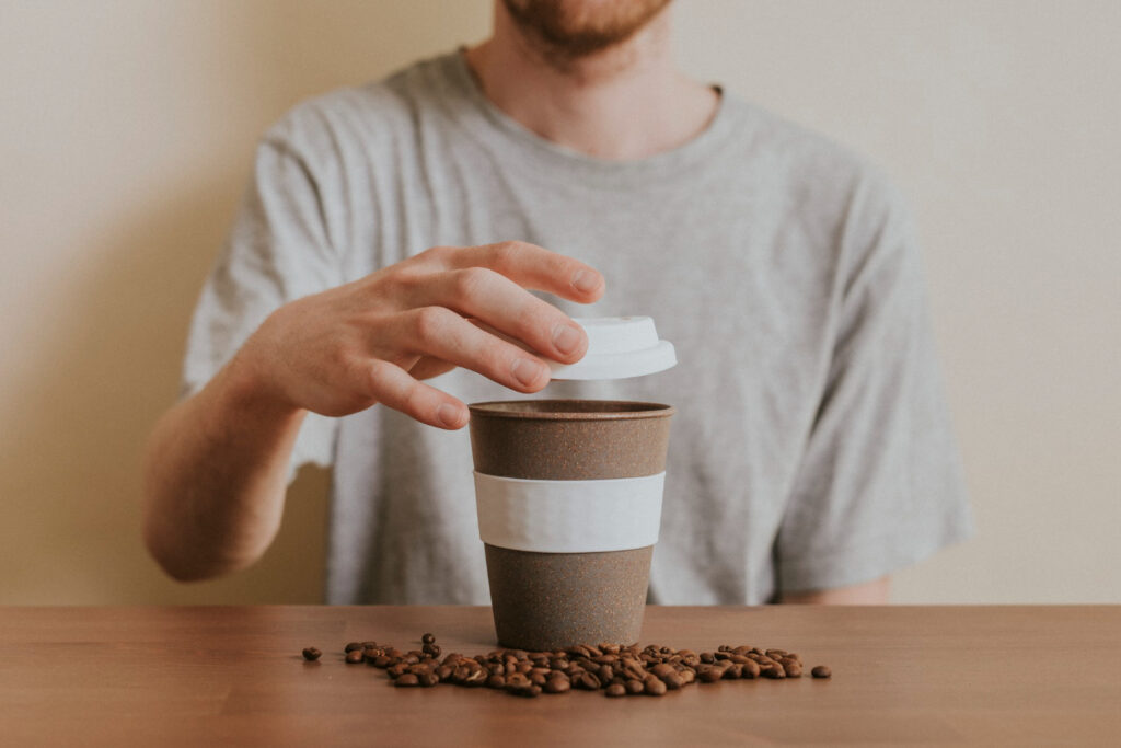 Cek Fakta Kafein Membuat Cepat Haus